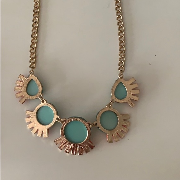 Francescas statement necklace - Picture 4 of 4